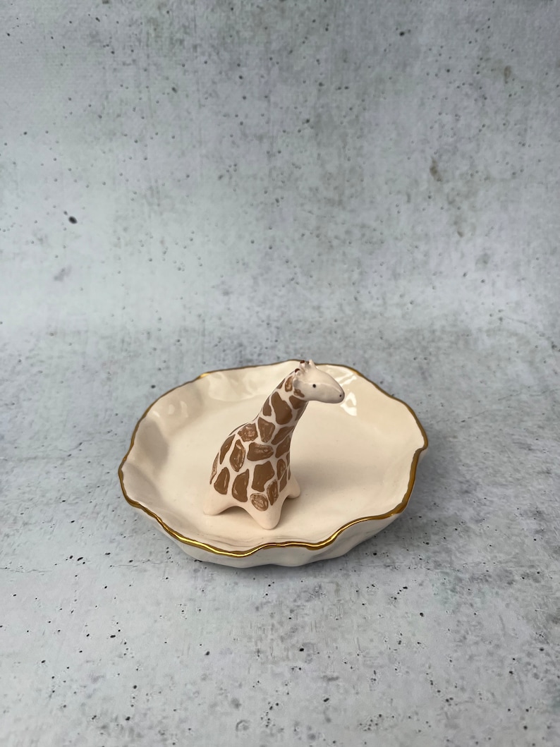Ceramic Gold Ring Dish With Giraffe, Ring Holder, Pottery Jewelry Storage, Ring Catcher, Necklace Holder Organizer, Holiday Jewelry Stand image 6