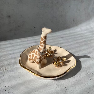 Ceramic Gold Ring Dish With Giraffe, Ring Holder, Pottery Jewelry Storage, Ring Catcher, Necklace Holder Organizer, Holiday Jewelry Stand image 2