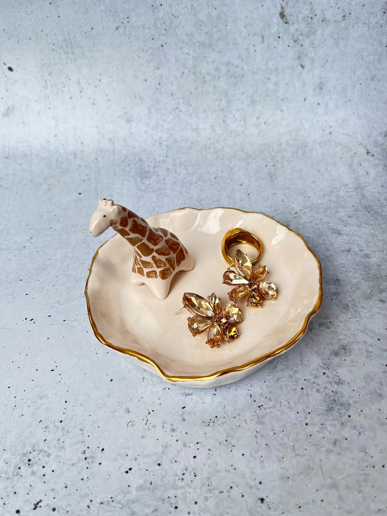 Ceramic Gold Ring Dish With Giraffe, Ring Holder, Pottery Jewelry Storage, Ring Catcher, Necklace Holder Organizer, Holiday Jewelry Stand image 1