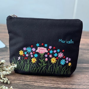 Personalized Embroidered Cosmetic Bag, Flower Garden Pouch, Linen Women Wallet, Personalized Makeup Bag, Embroidered Pouch, Handmade Bag