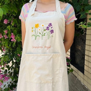 Birth Month Flower Hand Embroidered Apron, Hand-Embroidered Apron, Linen Cotton Apron, Flower Embroidery Apron, Personalized Apron