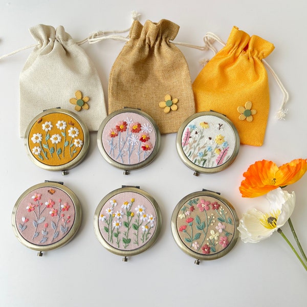 Wild flower Embroidered Compact Mirror Comes With a Drawstring Bag, Pocket Mirror, Daisy Mirror, Makeup Mirror, Bridesmaid Mirrors.