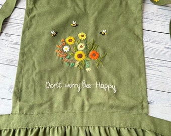 Sunflower Hand Embroidered Apron Women, Floral Embroidered Apron, Linen Apron, Gardening Apron,Kitchen Apron, Personalized Apron,Daisy Apron