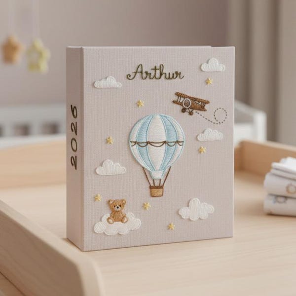 Álbum de fotos de bebé bordado a mano con mangas, álbum de fotos personalizado, regalo para bebé, álbum de fotos único, álbum de fotos bordado personalizado.