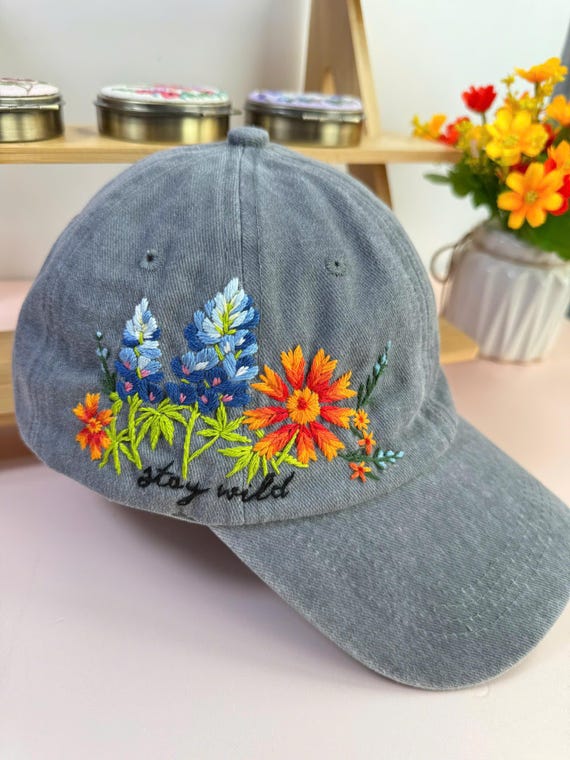 カスタムハンド刺繍の花柄帽子、ブルーボネットとインディアン
