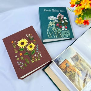 Álbum de fotos bordado a mano con mangas, álbum de fotos personalizado, regalo de aniversario, álbum de fotos único, álbum de fotos bordado con flores.
