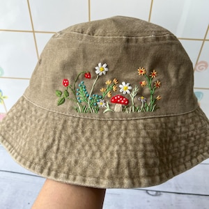 帽子 Mame Floral embroidered bucket hat Mame Floral embroidered bucket hat