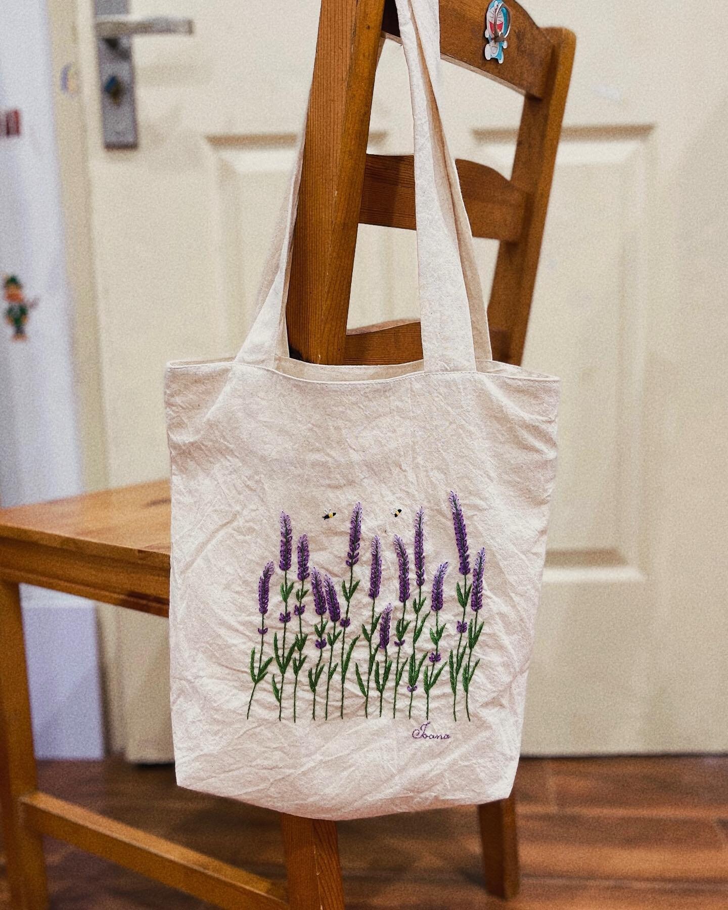 ラベンダーガーデン刺繍入りリネントートバッグ、ジッパーと