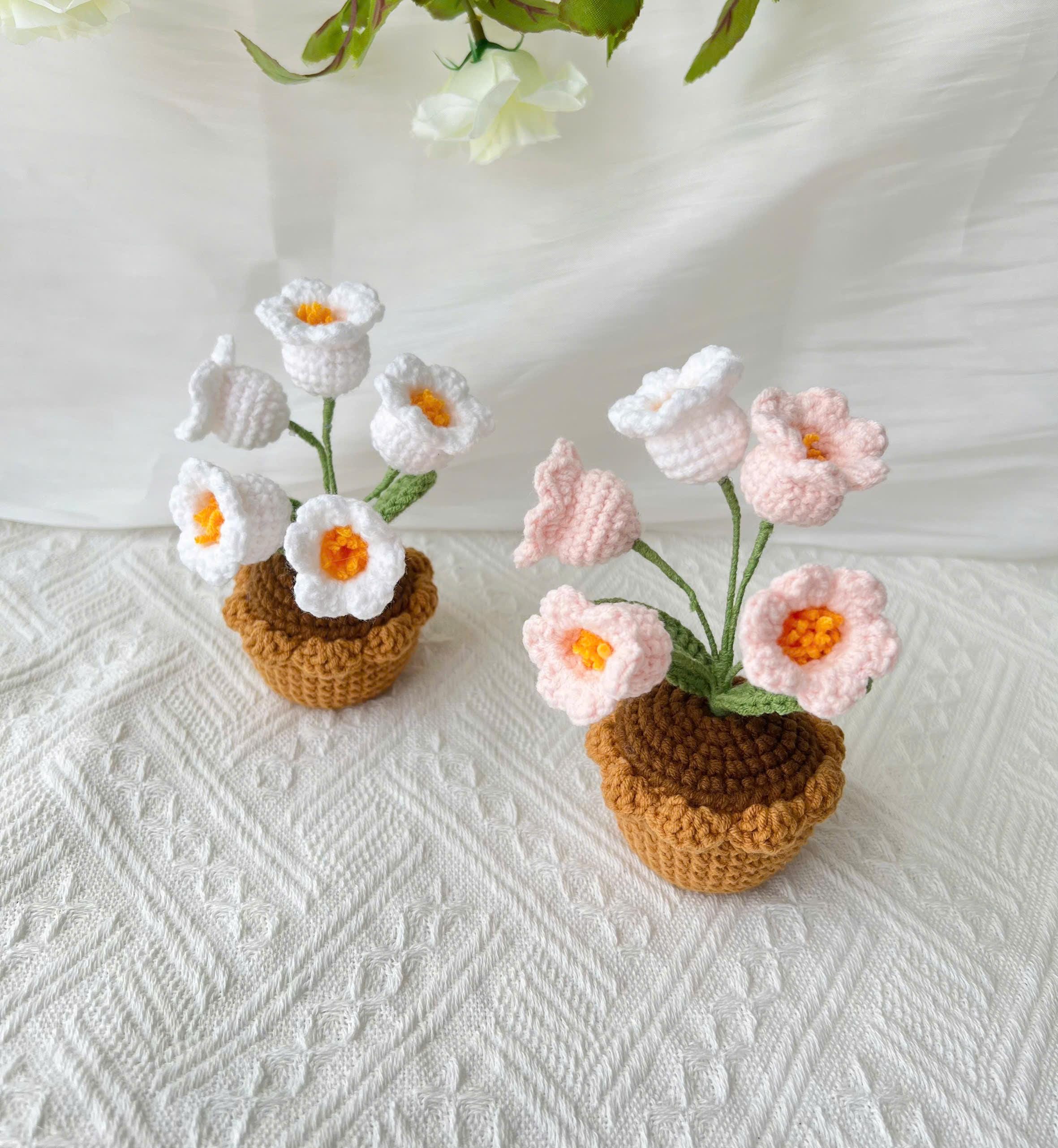 ミニ手作り植木鉢、3つ買うと1つ無料、鉢の中のかぎ針編みの花、かぎ針