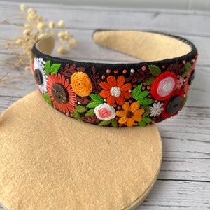 Hand besticktes Stirnband, Blumen Stickerei Turban, Leinen Haarband, Leinen Haarschmuck, bestickter Haarreif, besticktes Geschenk
