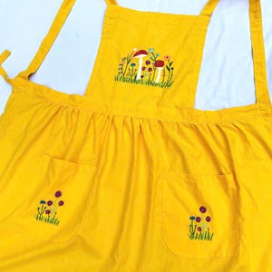 Mushroom Hand Embroidered Apron Women, Personalized Apron, Custom Apron, Linen Apron, Gardening Apron, Kitchen Apron, Wild Flower Apron