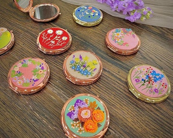 Wild Flower Embroidered Compact Mirror Comes With a Drawstring Bag, Rose Pocket Mirror, Daisy Mirror,Flower Embroidery mirror,Vintage Mirror