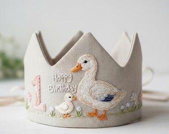 Bestickte Leinen Krone mit niedlicher Gans, Baby Geburtstagskrone, Kinder Krähe, personalisiertes Geschenk, erstes Geburtstagsgeschenk, Namenskrone
