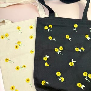 Gänseblümchen und Biene bestickte Leinentasche mit Reißverschluss und Tasche, Wildblumentasche, handbestickte Tasche, personalisierte Tasche, Einkaufstasche