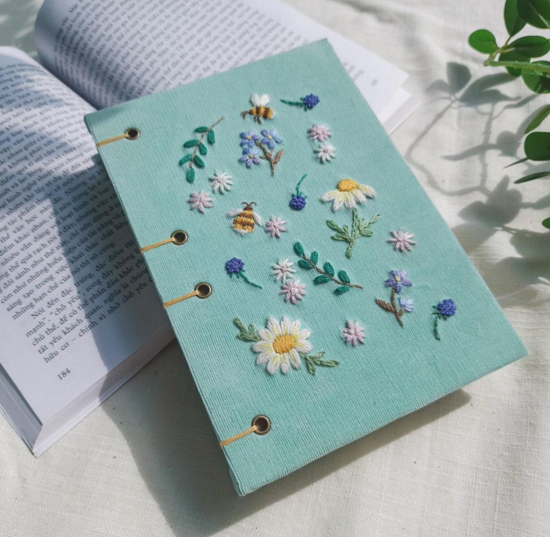 Guests 花柄刺繍ノート A5サイズ il_1080xN.5290449830_33zs.jpg