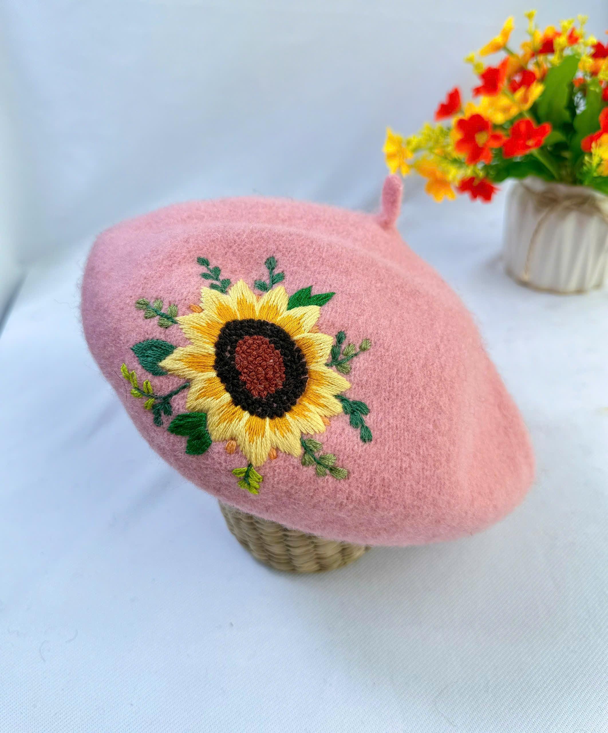 花刺繍フレンチベレー帽、手刺繍ベレー帽レディース、花付き冬用ベレー