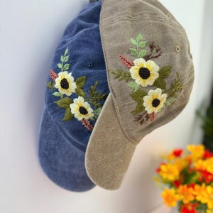Custom Floral Hand Embroidered Baseball Cap, Daisy Embroidered Hat,Wash Cotton Hat,Personalized Embroidered Cap,Women Hat,Summer Hat