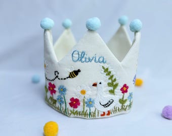 Bestickte Leinen Krone mit niedlicher Gans, Baby Geburtstagskrone, Kinderkrone, personalisiertes Geschenk, erstes Geburtstagsgeschenk, Namenskrone