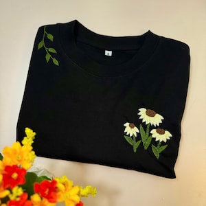 Hand Embroidery T-shirt, Custom Embroidered Tshirt, Flower Hand Embroidered Sweatshirt, Unique T-shirt, Personalized T-shirt