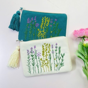 Personalized Hand Embroidered Wild Flower Pouch, Black Linen Wallet, Handmade Makeup Bag, Bridesmaid Gift, Linen Coin Purse, Embroidery Bag