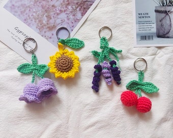 Llavero de flores de ganchillo, compre 3 y obtenga 1, llavero de girasol, llavero de tulipán, llavero de flores hecho a mano, llavero lindo, encanto de bolsa, llavero de mochila