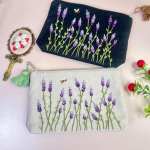 Bolsa de cosméticos personalizada bordada a mano, bolsa de lavanda, bolsa de lino, bolsa de maquillaje hecha a mano, regalo de dama de honor, monedero de lino, bolsa bordada