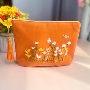 Personalized Hand Embroidered Cosmetic Bag, Flower Pouch, Linen Bag, Handmade Makeup Bag, Bridesmaid Gift,Linen Coin Purse,Embroidery Bag