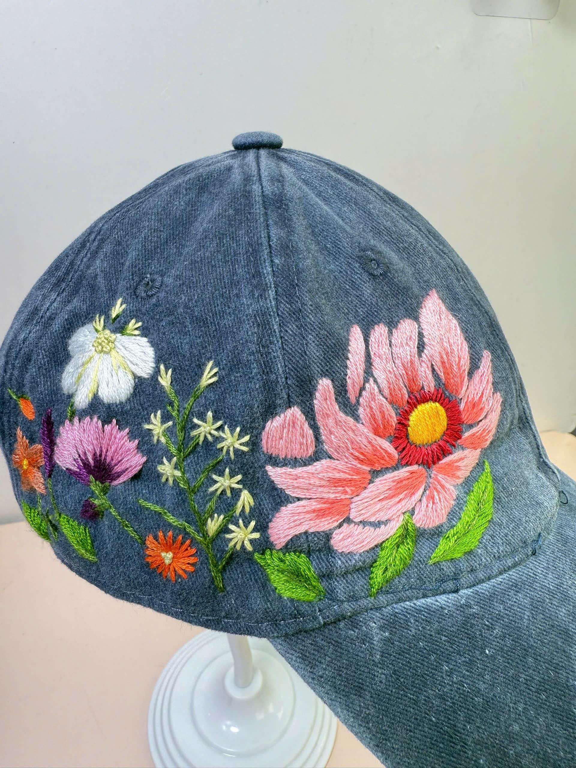 Hand Embroidery Floral Wash Cotton Hat, Pink Flower  display picture 3
