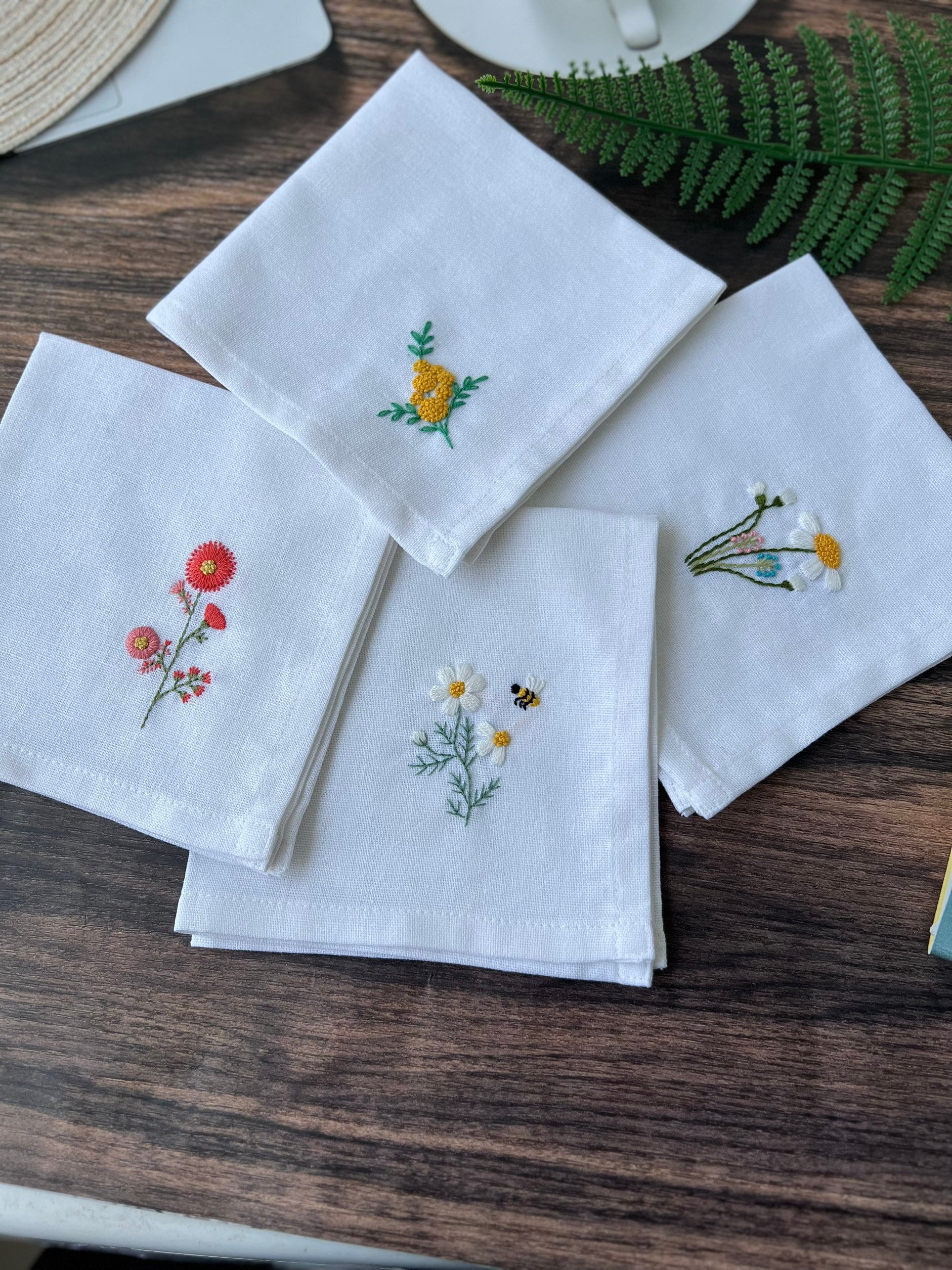 Fazzoletto Ricamato VALICLUD Per Donne - Cotone, Motivo Floreale, Per Eleganti E Occasioni - Foto 4