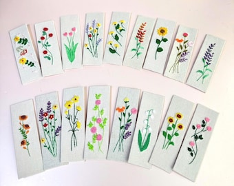 Hand Embroidered Custom Bookmark,  Flower Hand Embroidered Bookmark, Personalized Book Mark, Daisy Handmade Bookmark, Linen Bookmark