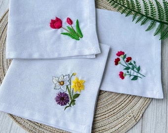 Birth Month Flower Embroidered Handkerchiefs, Custom Linen Handkerchief, Personalized Handkerchief, Flower Handkerchiefs, Birthday Gifts.