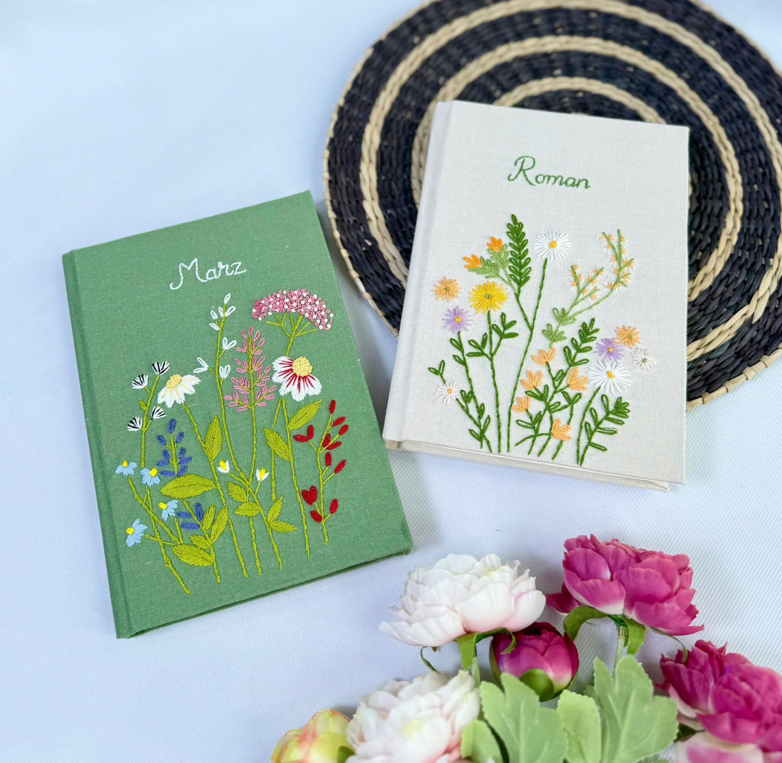 MOYU Uitwisbaar Notitieboek - Hardcover A5 - Flower Vibes 15961 15961 MOYU Uitwisbaar Notitieboek - Hardcover A5 - Flower Vibes 15961 15961