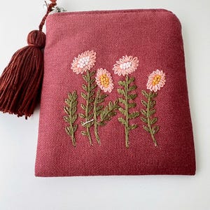 Flower Hand Embroidered Coin Pouch, Custom Fabric Pouch, Personalized Zip Purse, Bridesmaid Gift, Embroidered Small Pouch, Crystal Pouch