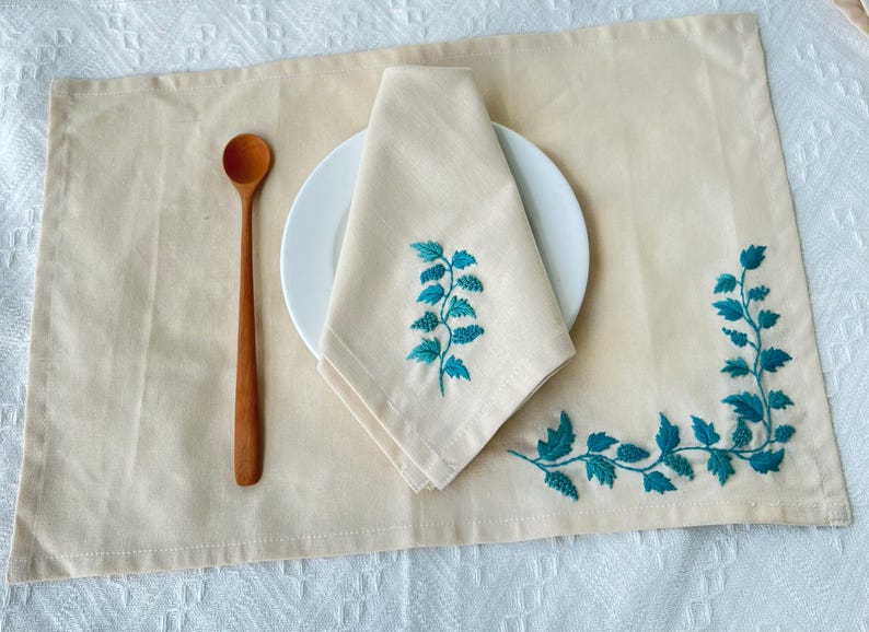 LanahomeCraft Linen Placemat and Napkin - Thumbnail 4