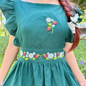 Strawberry Hand Embroidered Apron Women, Ruffled Apron, Flower Embroidered Apron, Personalized Linen Apron, Gardening Apron, Kitchen Apron