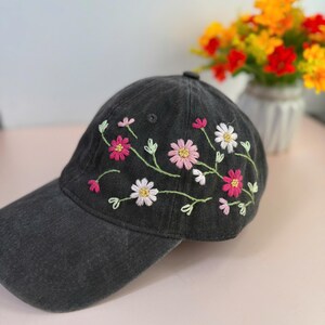 Custom Floral Hand Embroidered Baseball Cap, Daisy Embroidered Hat,Wash Cotton Hat,Personalized Embroidered Cap,Women Hat,Summer Hat