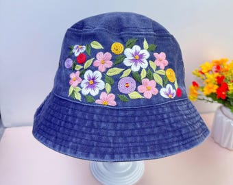 手刺繍のワイルドフラワーバケットハット、ヴィンテージ風の夏用
