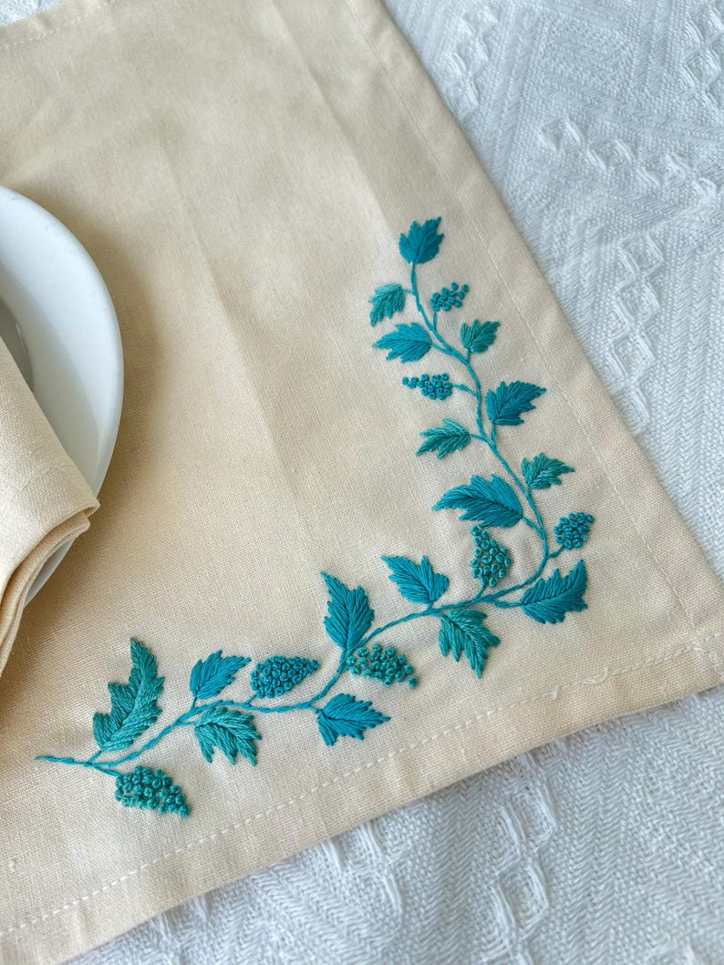LanahomeCraft Linen Placemat and Napkin