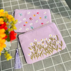Floral Hand Embroidered Cosmetic Bag, Linen Wallet Handmade Makeup Bag, Bridesmaid Gift, Linen Coin Purse, Daisy Embroidery Bag