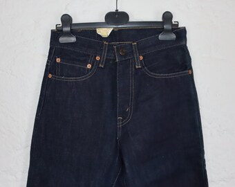 Vintage 90s 00s LEVIS 501 Dark Blue Jeans Straight Leg Deadstock