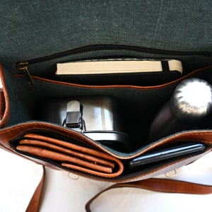Handtasche aus Leder, Umhängetasche, Schultertasche, Tasche mit Schnallen, Büffelleder, Handmade, Braun Bild 8