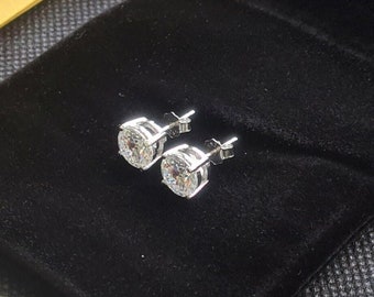 2ct Moissanite Stone Diamond Earring Studs 925 Sterling Silver VVS1 Excellent Cut 18K White Gold Unisex 2 carat