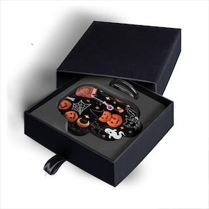 Halloween Pumpkin AirPods Case: Scary Horror Design, Gift Box