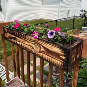 Plantenbak met balustrade, doe-het-zelf plantenbak met verhoogd dek, 30" grenen, plantenbak voor buiten.
