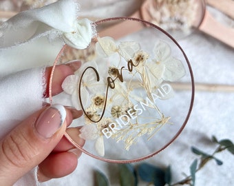 Wedding Hanger Tags, Pressed Flowers Wedding, Bridesmaid Hanger, Dried Flowers, Personalised Hanger Tags, Bridesmaid Gift, Maid of Honour