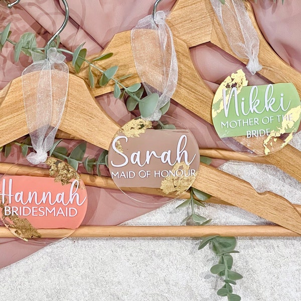 Personalised Wedding Hanger, Hanger Tags, Acrylic Hanger Tag, Bridesmaid Tag, Bridesmaid gift, Maid of Honour Gift, Personalised Wedding Tag