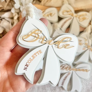 Wedding Hanger Tag, Bow Tag, Bridesmaid Dress Hanger, Bride to Be, Gift for Bride, Wedding Day Gift, Bridal Gift, Bridesmaid, Maid of Honour