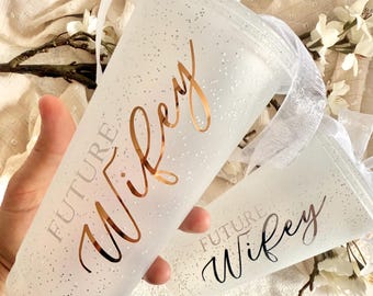 Future Wifey, Gift for Bride, Personalised Cold Cup with Straw, Gift for Bride, Hen Party Favours, Bride to Be, Cold Cup with Name, Bride,