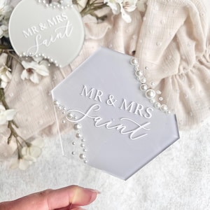 Wedding Cake, Wedding Cake Topper, Acrylic Cake Topper, Mr & Mrs Cake Topper, Personalised Cake Sign, Cake Charm, Wedding Decor