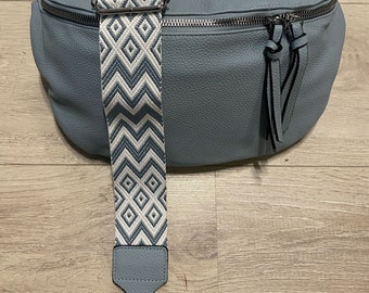 Leather fanny pack for women with pattern straps, leather shoulder bag, shoulder bag, belt bag with pattern straps